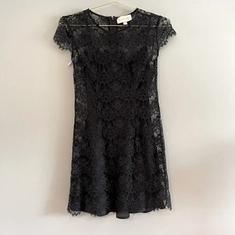 Keepsake the Label Lace Overlay Cap Sleeve Mini Dress || SZ S || Black